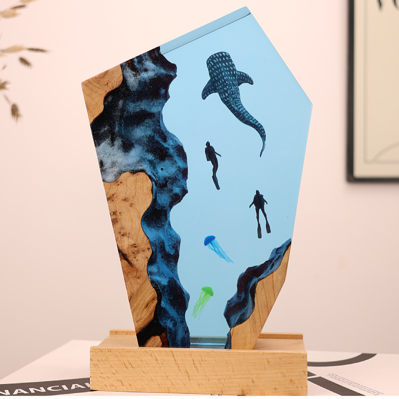 Resin Cave Whale Diver Desktop - đánh giá và giá Resin Art Wedding Gift